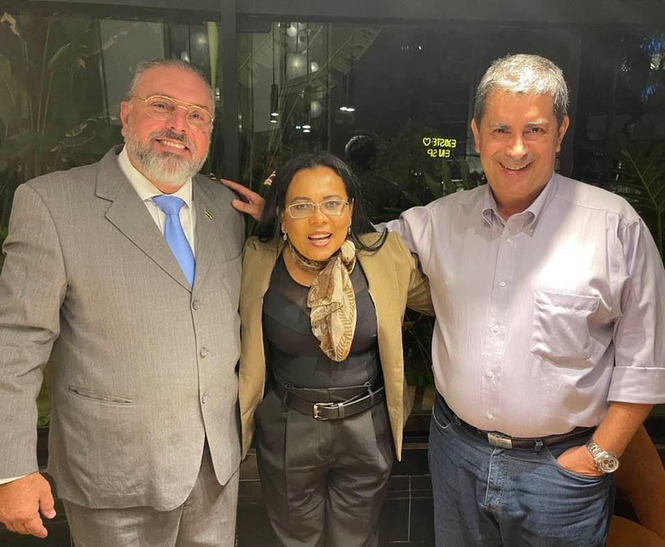 André Fonseca, indicado para cargo de Embaixador do Brasil em Portugal, é recebido pelo deputado federal Tadeu Anhaia em São Paulo